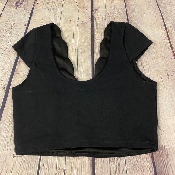 Lulu's Black Stretch Short Sleeve Casual Crop Top - Picture 2 of 5